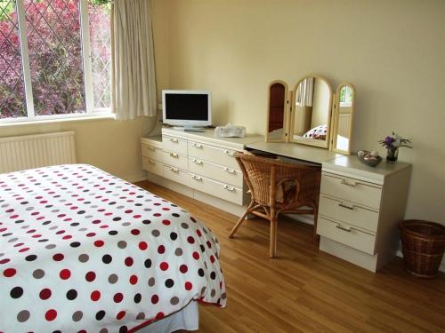 Gayton Bed & Breakfast photo 4
