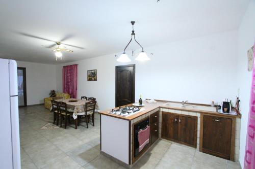 Villa Luisa villa con piscina e Vasca Idromassaggio vicino Otranto in Karpidžnano Salentino