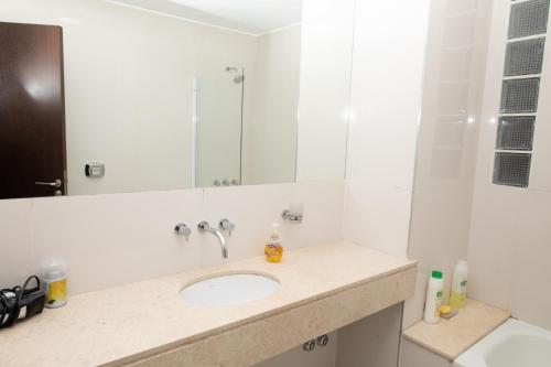 Apartment image 10