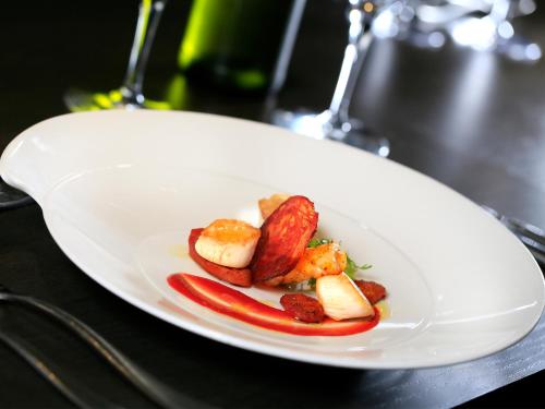 Macdonald Berystede Hotel & Spa - main image