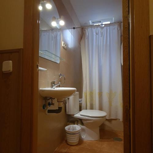 Hostal Oporto, Madryt (zdjęcie 10)