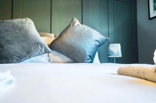 Westbourne Villas Suite 2