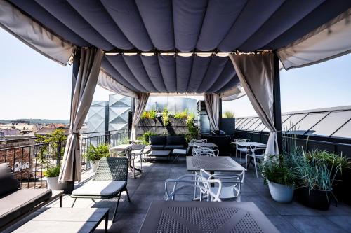 336788844 Hotel Indigo Krakow - Old Town by IHG
