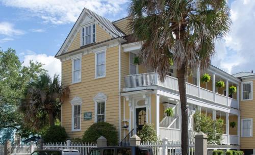 Yellow House 178-A
