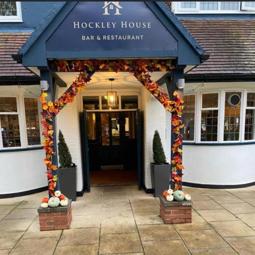Hockley House - image 8