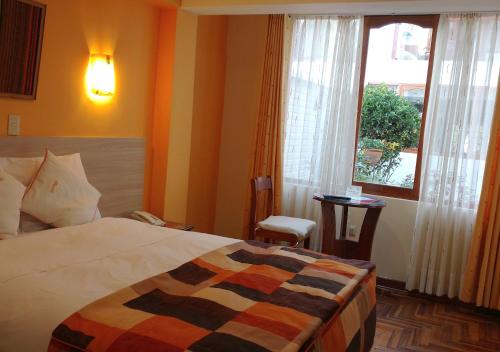 Standard Double Room image 4