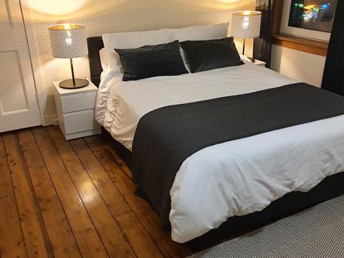 Large 3 Bed Apartment Glasgow West End Free Parking & Electric Vehicle point, Glasgow (Foto 7)