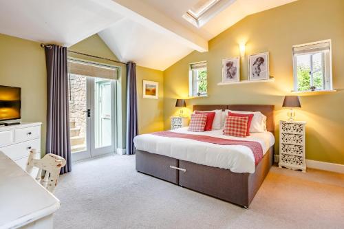 Broadrock Accommodation - Clock Cottage & The Loft - image 8