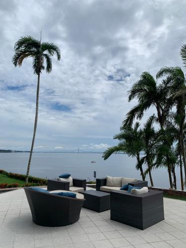 Vistas, Tropical Executive Hotel in Riverfront