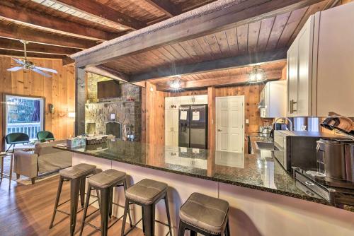 Modern and Cozy Windham Mountain Home Hike and Tennis - main image