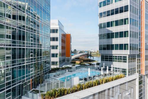 Versante Hotel in Richmond, Canada