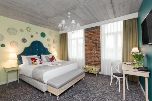 336851020 Hotel Indigo Krakow - Old Town by IHG