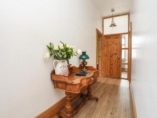 West Lighthouse Keeper's Cottage - image 10