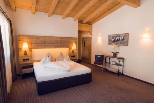 336859371 Alpinhotel Berghaus spa
