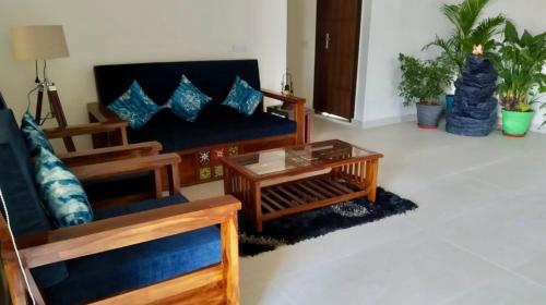 05 Bedroom Homestay