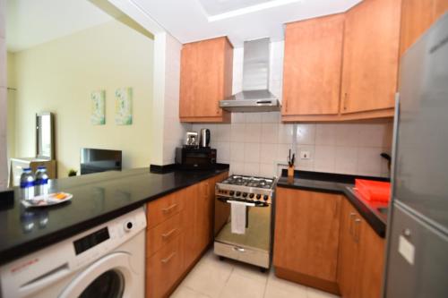 Luxury Escapes - Stylish Studio Vacation Home near Metro - MOG189 DG, Dubaj (fotografie 10)