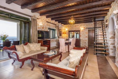 Xigia Escape villas in Koroni