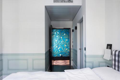 Boutique Hotel Helvetia - image 6