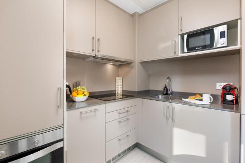 Kronos on the Beach suite 1 - image 7