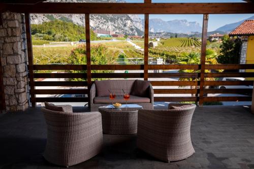 Erkély/terasz, Maso Agritur Santa Lucia in Dro