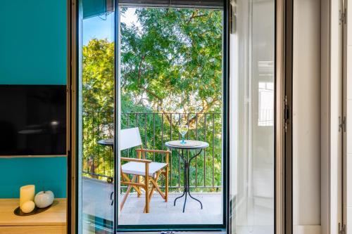 Kronos on the beach Suite 2 - image 9