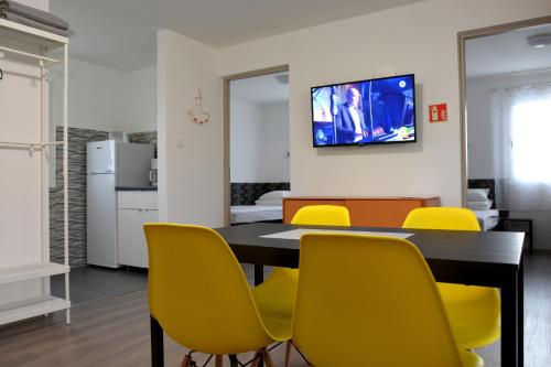 Facilities, Gesztenyes Apartmanhaz Tiszaalpar in Tiszaalpár