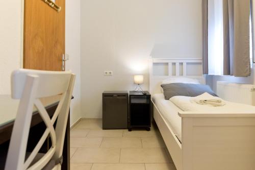 1 twin bed