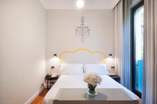 SeePort Hotel - image 5