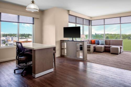 Hyatt House The Woodlands-Shenandoah