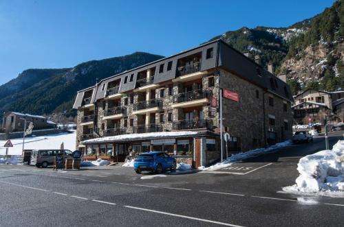 Aparthotel La Tulipa - image 8