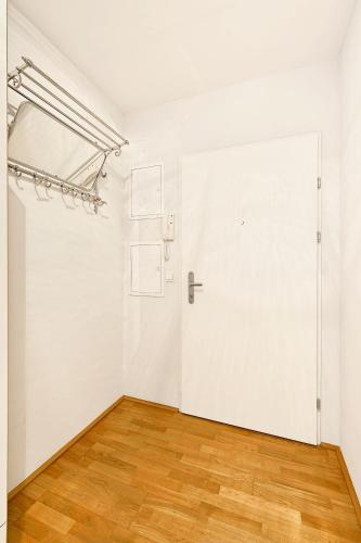 Peaceful Belvedere Apartment in Safe, Quiet & Central Location, Vídeň (fotografie 9)