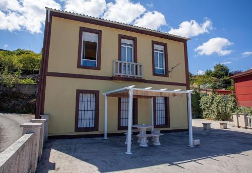 Vacation Home in Vigo HIGH FLOOR gîte à louer Praia de Cabanas