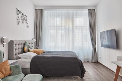 Modern Studio in New Town by Prague Days