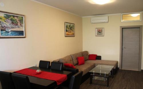 Apartments Logos - image 11