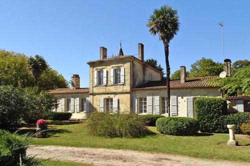 Semi-detached house, Talais - Location saisonnière - Talais