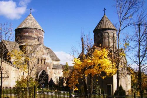 Yerevan House luxury apartment 12