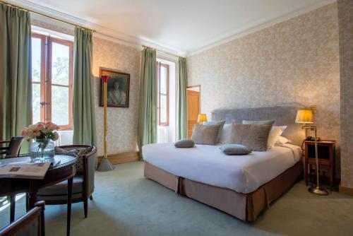 room detail thumbnail 0