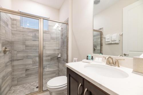Modern Home by Rentyl with Private Pool and Game Room near Disney - 320A - image 11