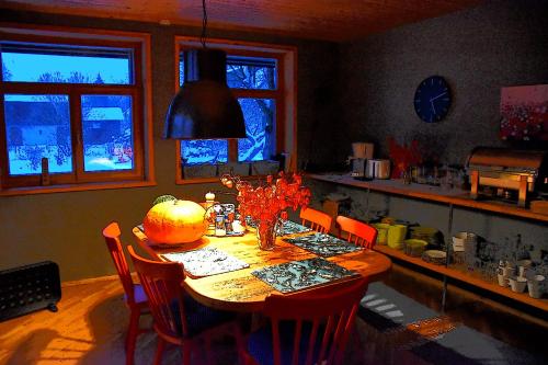 Patogumai, Pilava in Ruoja