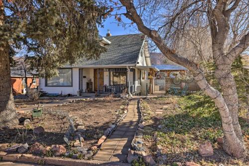 Cozy and Vintage Cedar City Apartment with Fire Pit! Cozy and Vintage Cedar City Apartment with Fire Pit!