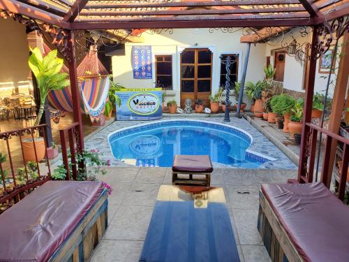 bazen, Volcano Hostel in León