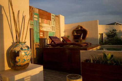 Stylish & Luxury Penthouse & Apartment, Private Pool, Private Hot Tub, Terrace and Roof Top at Tulum Jungle