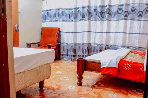 Avocado Hilltop Hotel (Ten commandment s inn)