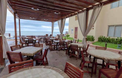 Restaurant, Zafiro Beach Boutique Resort in Mazatlán