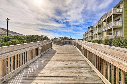 Emerald Isle Condo with Indoor Pool and Beach Access!