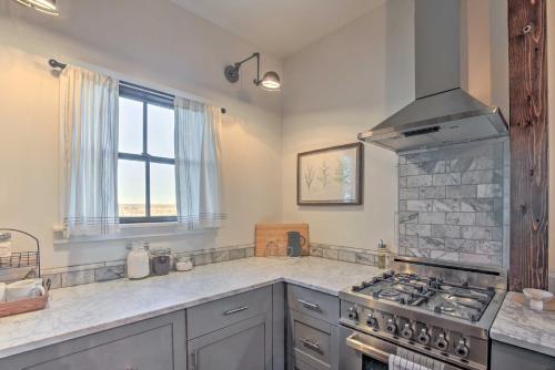 18 Miles to San Antonio Quiet Country Getaway in Castroville (TX)