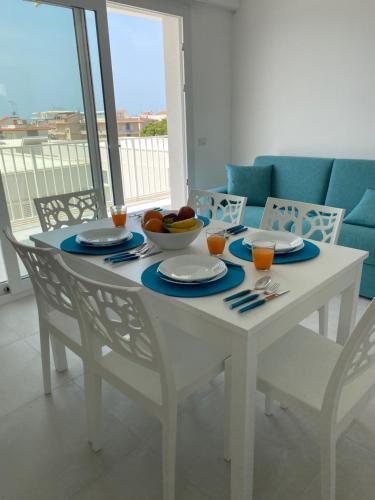 2 bedrooms, 4 beds