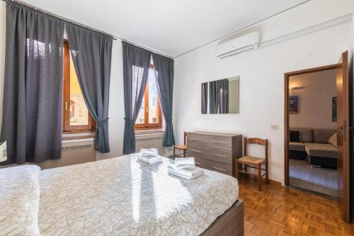 Firenze Rentals Ponte Vecchio Flat, Florencie (fotografie 6)