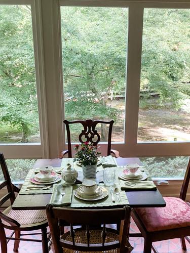 Colonial Gardens B & B in Williamsburg, USA