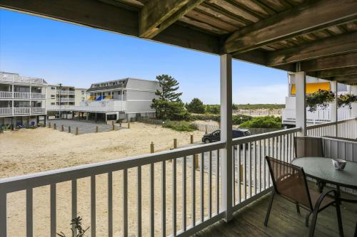 Beachwalk 18